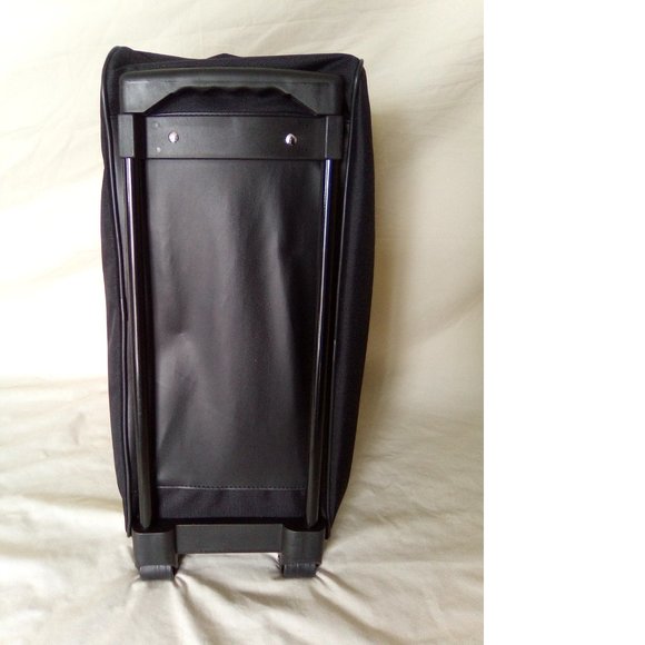 GNBI 3-Piece Luggage Set (Rolling Duffel, Tote Bag and Toiletry Bag), Black - Picture 3 of 11